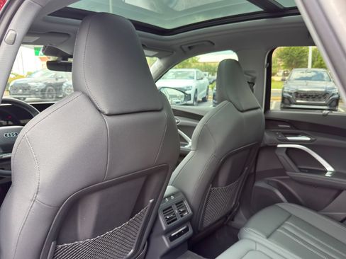Certified 2025 Audi Q5 Premium Plus w/ Premium Plus AWD/4WD image 27