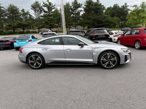 Used 2022 Audi e-tron GT Premium Plus w/ Performance Package AWD/4WD image 5
