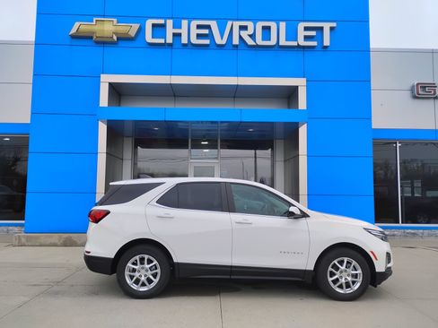 Used 2022 Chevrolet Equinox LT FWD image 4