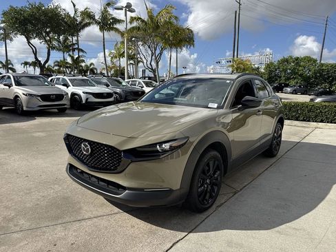 Used 2025 MAZDA CX-30 Carbon image 10