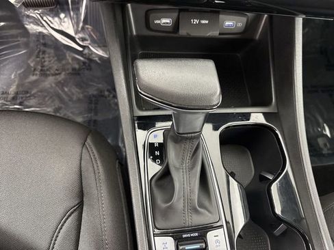 Used 2023 Hyundai Tucson SE image 17