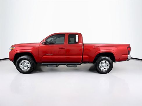 Certified 2022 Toyota Tacoma SR5 image 12