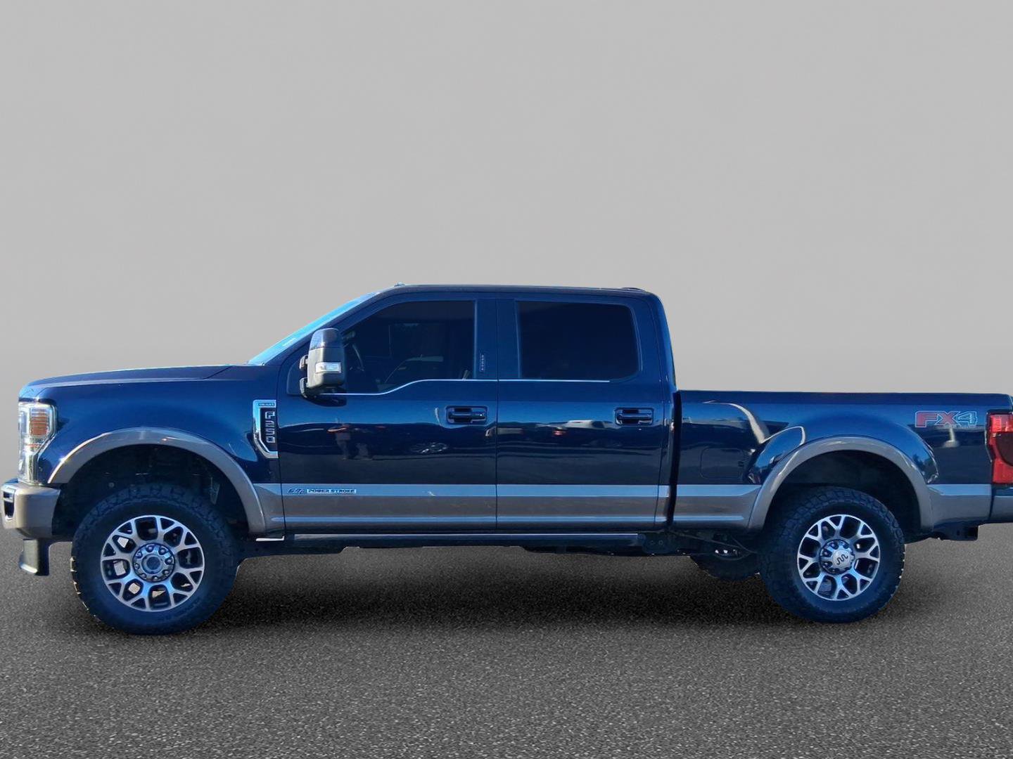 Used 2022 Ford F250 King Ranch w/ King Ranch Ultimate Package AWD/4WD image 4