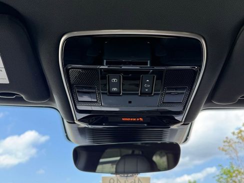 New 2026 Land Rover Range Rover SE AWD/4WD image 27