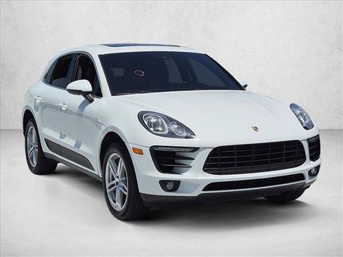 Used 2017 Porsche Macan S w/ Premium Package Plus AWD/4WD image 3