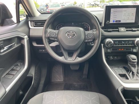 Used 2024 Toyota RAV4 XLE AWD/4WD image 12