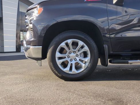 Certified 2023 Chevrolet Silverado 1500 LTZ w/ Technology Package image 16