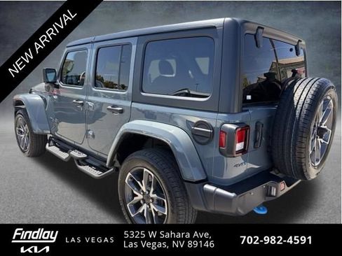 Used 2024 Jeep Wrangler Unlimited w/ Technology Group AWD/4WD image 7