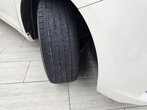 Used 2016 Toyota Sienna XLE FWD image 39