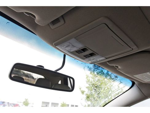 Used 2013 Ford Edge SEL image 26