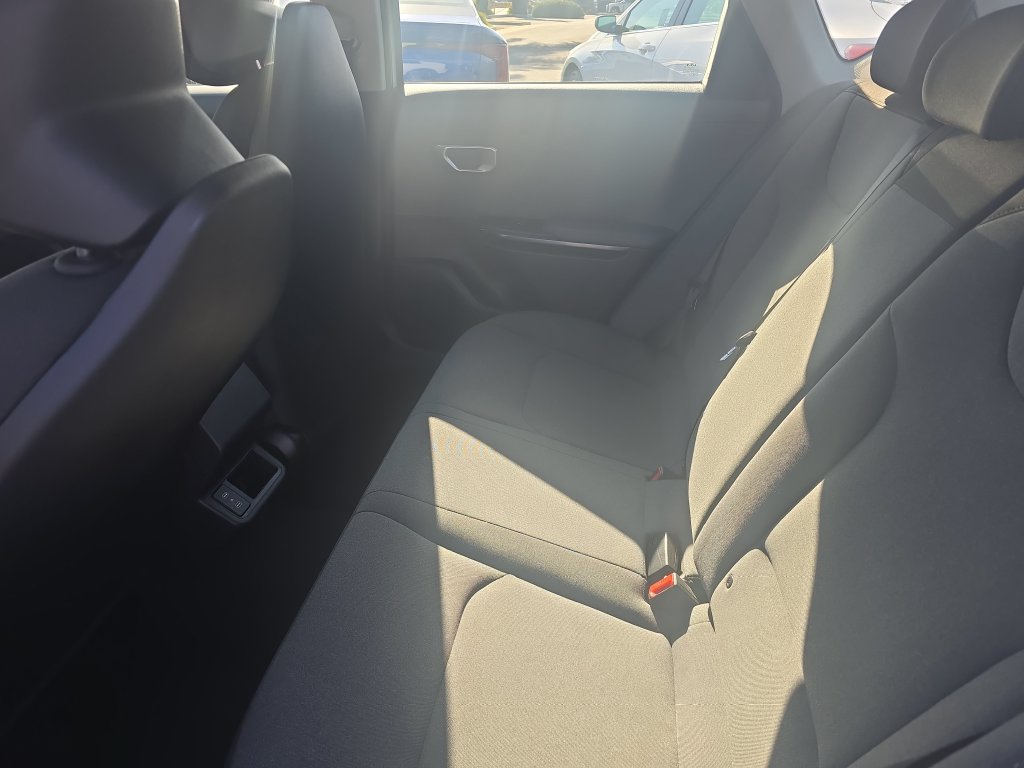 Used 2025 Kia K4 FWD image 22