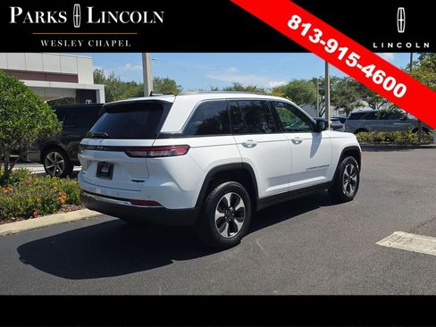 Used 2024 Jeep Grand Cherokee Limited 4xe AWD/4WD image 4