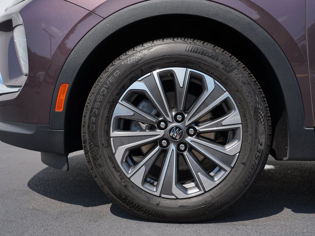 Certified 2024 Buick Envision Preferred AWD/4WD image 33