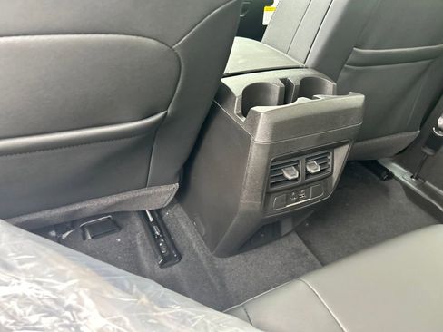 New 2026 GMC Canyon Elevation w/ Convenience Package image 23