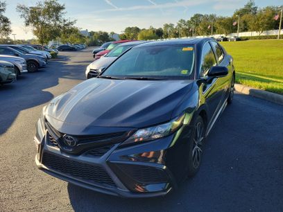 Used 2022 Toyota Camry SE w/ Audio Upgrade Package