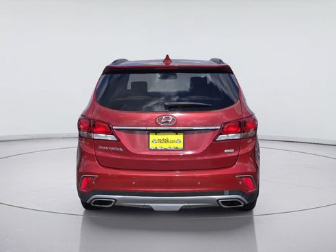 Used 2018 Hyundai Santa Fe FWD image 13