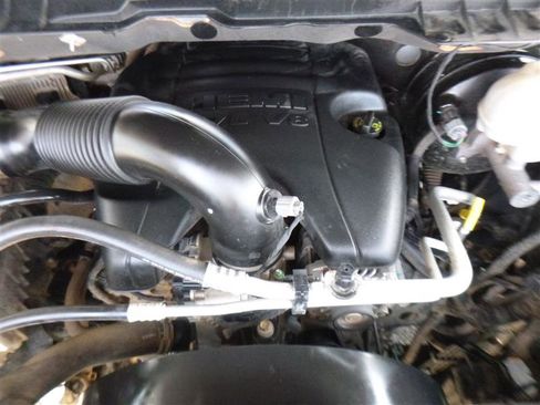 Used 2014 RAM 1500 Limited AWD/4WD image 25