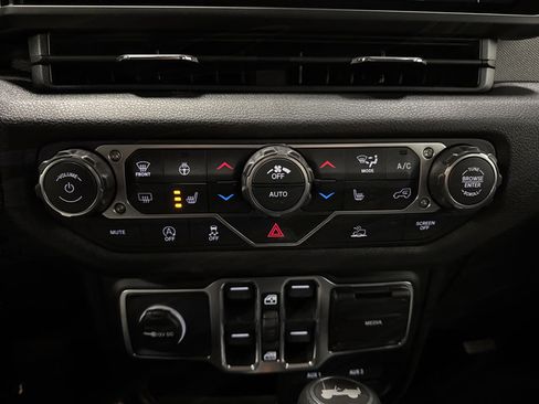 New 2026 Jeep Wrangler Unlimited Sport AWD/4WD image 17