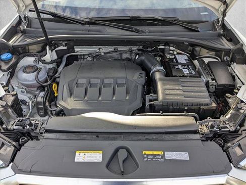 Certified 2025 Audi Q3 2.0T Premium Plus w/ Premium Plus Package image 21