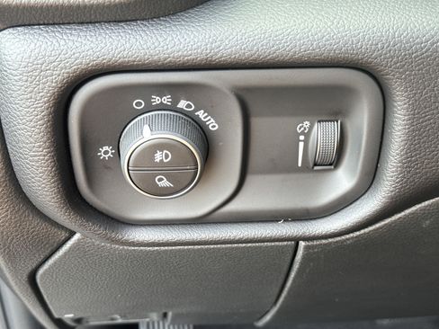 New 2025 RAM 2500 Big Horn image 37