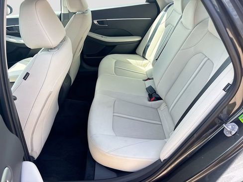 Certified 2025 Hyundai Sonata SE image 22