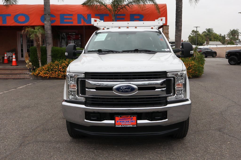 Used 2019 Ford F350 XLT AWD/4WD image 3