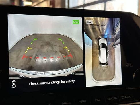 Used 2021 Nissan Rogue SL w/ Premium Package image 15