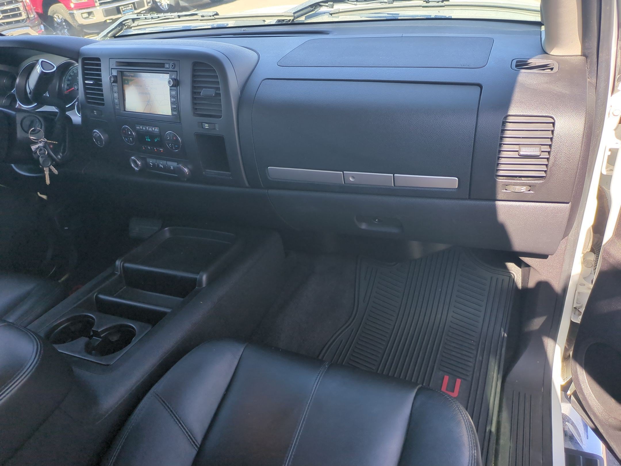 Used 2011 GMC Sierra 1500 4x4 Crew Cab Hybrid image 28