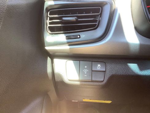 Used 2020 Kia Rio S FWD image 43
