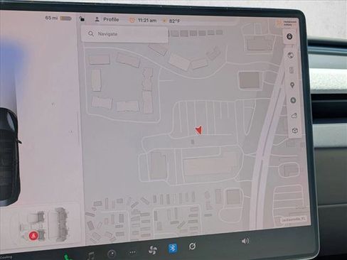 Used 2025 Tesla Model 3 Long Range RWD image 11