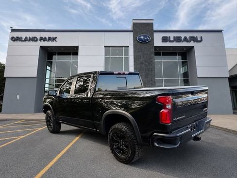 Used 2023 Chevrolet Silverado 1500 ZR2 w/ Technology Package AWD/4WD image 7