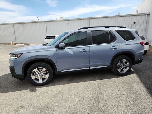 New 2026 Honda Pilot EX-L image 2