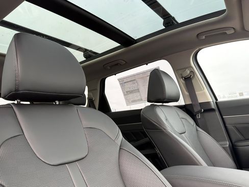 New 2026 Kia Sorento SX image 15
