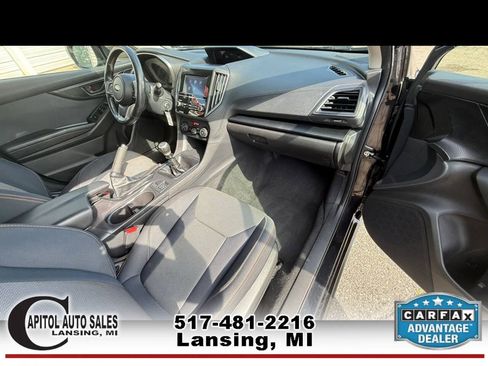 Used 2018 Subaru Crosstrek 2.0i Premium AWD/4WD image 17