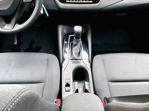 Used 2024 Toyota Corolla LE FWD image 17