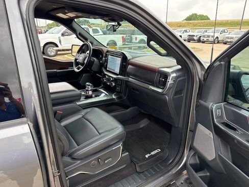 Used 2021 Ford F150 Lariat AWD/4WD image 14