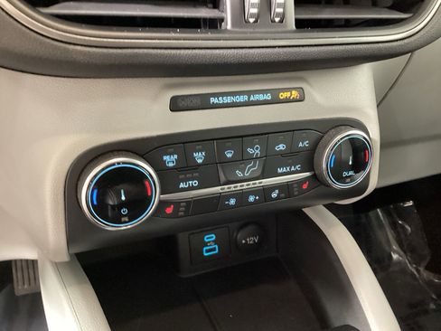 Used 2023 Ford Escape Active AWD/4WD image 25