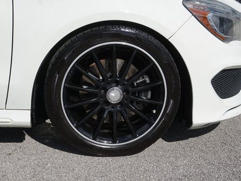 Used 2016 Mercedes-Benz CLA 250 image 13