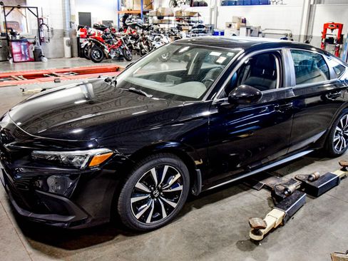 Used 2023 Honda Civic EX-L image 1