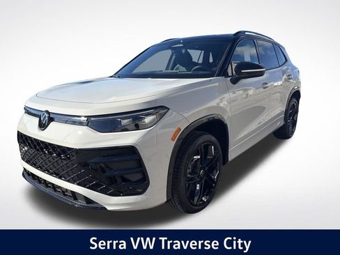 New 2026 Volkswagen Tiguan SE R-Line AWD/4WD image 1