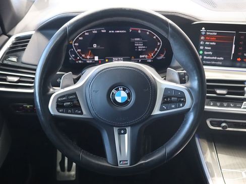Used 2022 BMW X5 M50i w/ Executive Package image 27