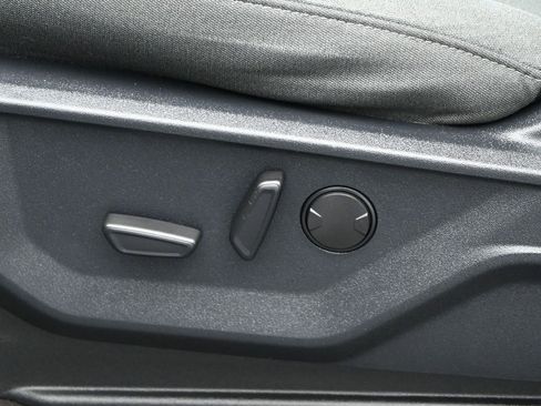 Used 2022 Ford F150 XLT w/ Equipment Group 302A High image 10