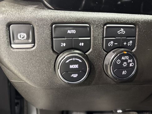 Used 2024 Chevrolet Silverado 1500 RST w/ Dark Appearance Package AWD/4WD image 28