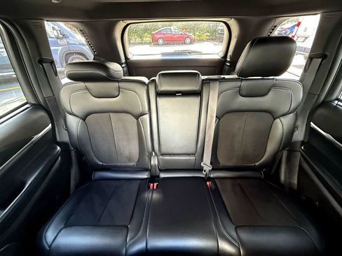 Used 2023 Jeep Grand Cherokee Trailhawk w/ Luxury Tech Group III image 26