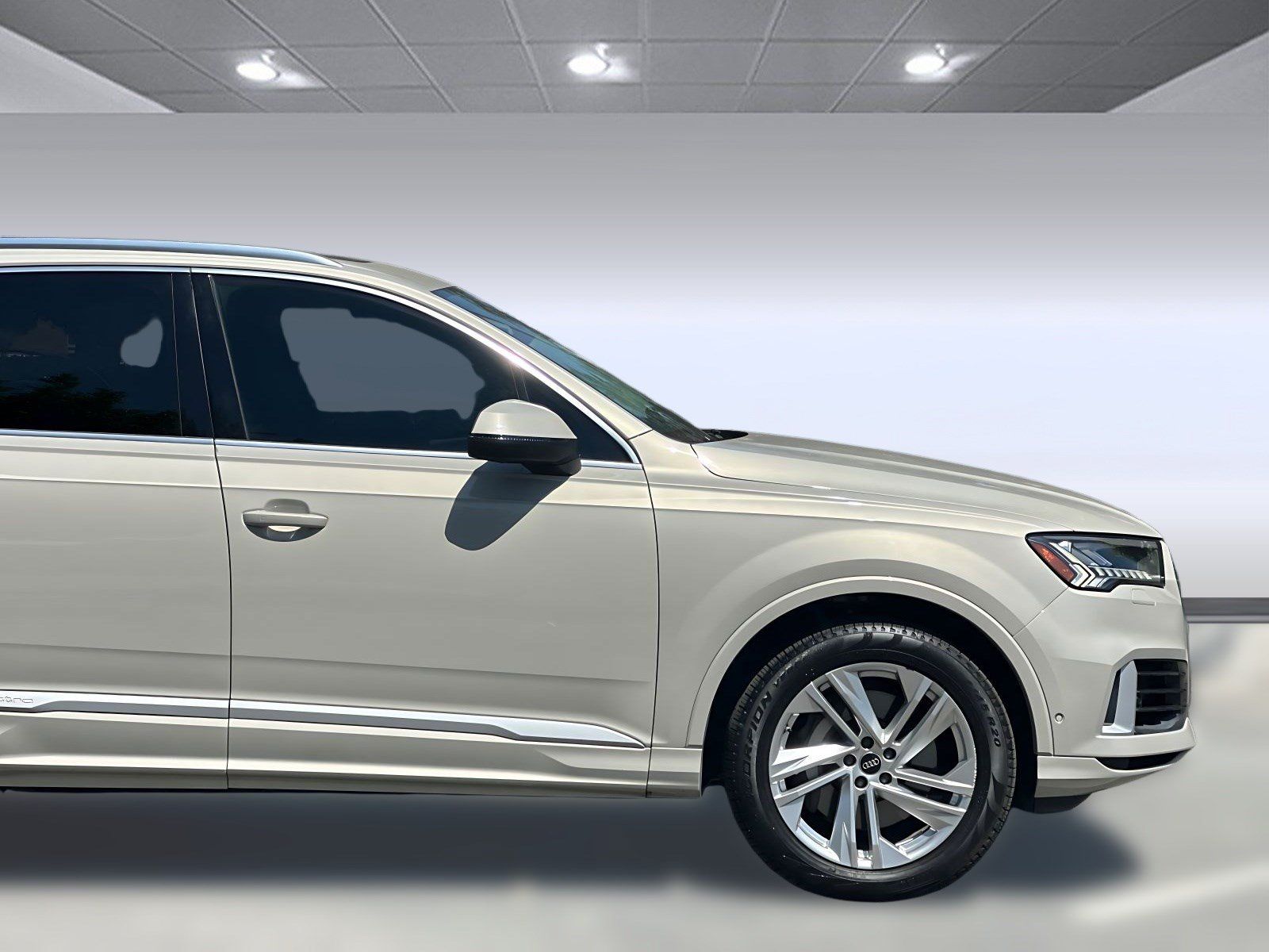 Used 2023 Audi Q7 3.0T Premium Plus AWD/4WD image 36