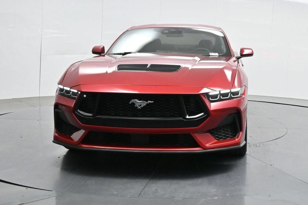 Used 2024 Ford Mustang GT Premium RWD image 2