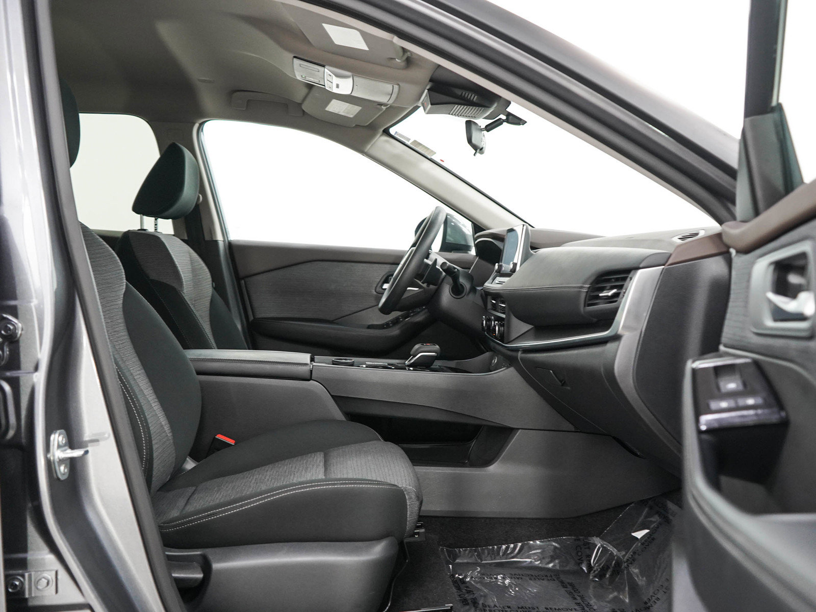 Used 2023 Nissan Rogue SV AWD/4WD image 12