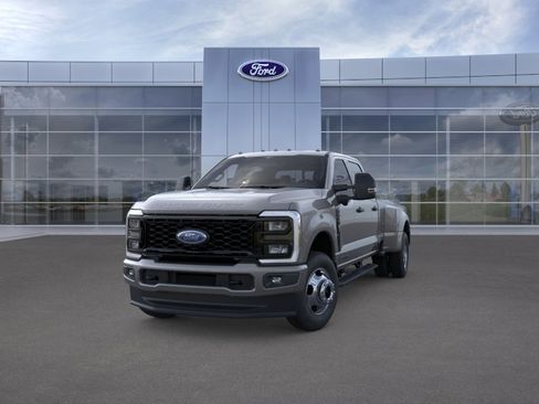 New 2026 Ford F350 XL w/ STX Appearance Package AWD/4WD image 2