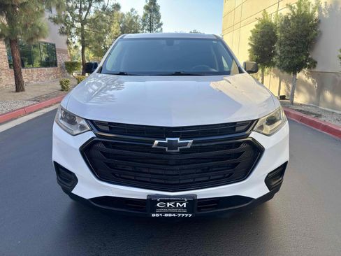 Used 2019 Chevrolet Traverse LS w/ LPO, Blackout Package FWD image 12