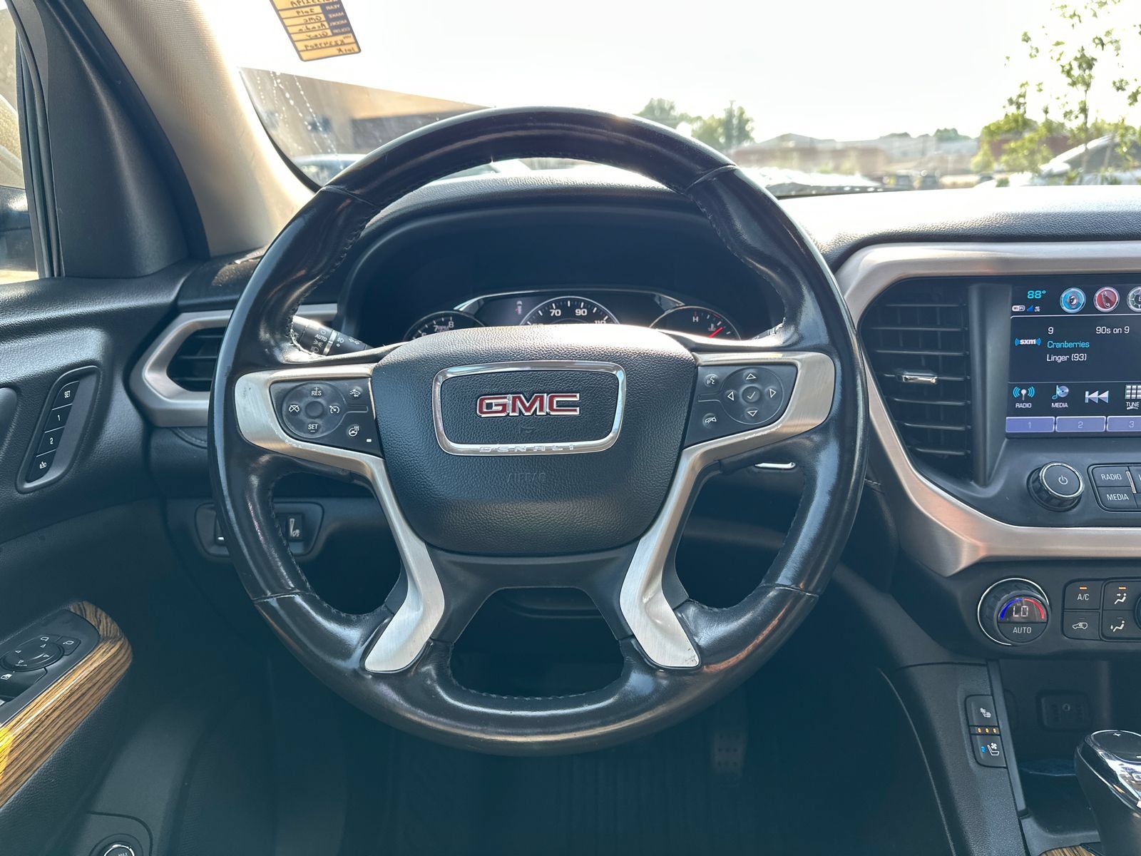 Used 2019 GMC Acadia Denali w/ Technology Package AWD/4WD image 20